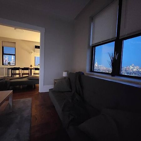 Elegant 2 Bed Gem! Mins From Nyc Lägenhet Union City Exteriör bild
