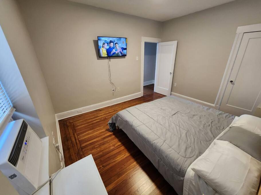 Elegant 2 Bed Gem! Mins From Nyc Lägenhet Union City Exteriör bild